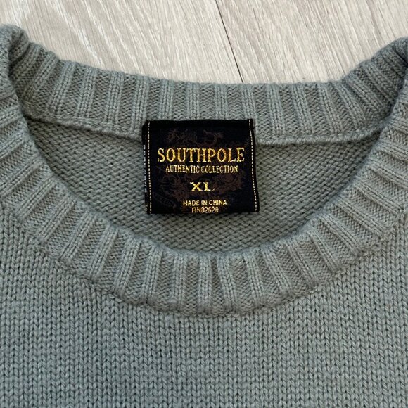 Vintage Y2K Southpole Men's Striped Gray/Black/White Knit Sweater - Size XL - Picture 4 of 5